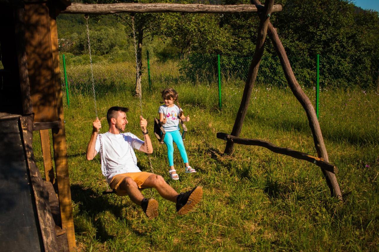 Vila Mountains Hut Mykulyčyn Exteriér fotografie